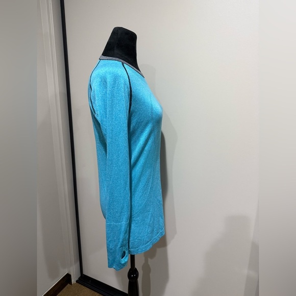 Lululemon Swiftly Tech Teal Long Sleeve Crew shirt - Picture 4 of 7